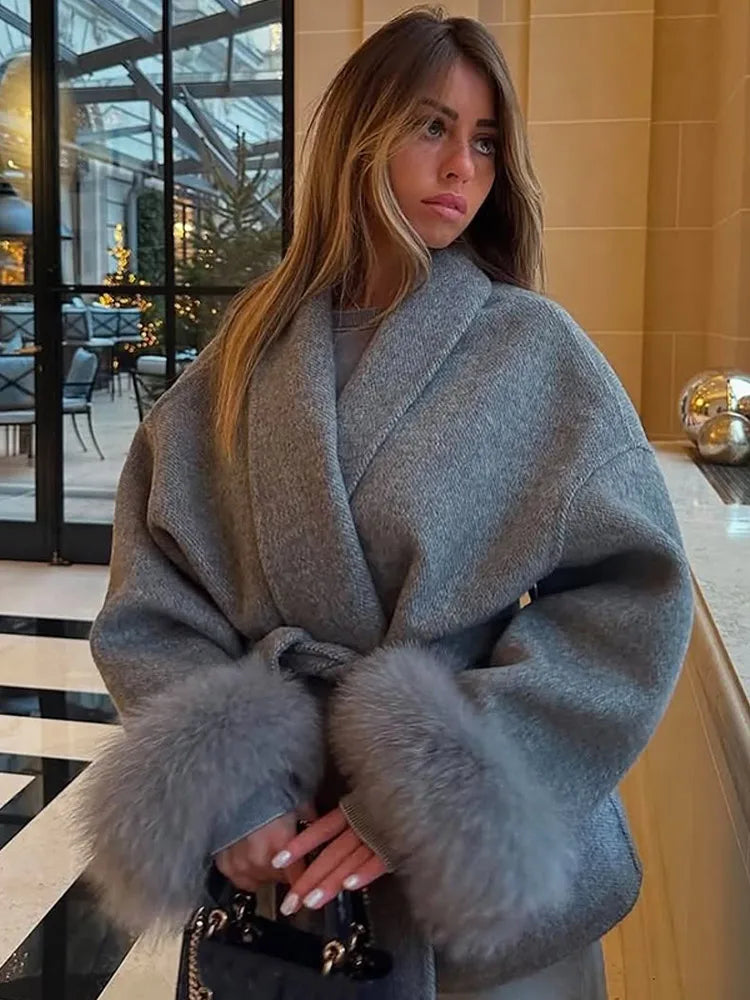 Éline Faux Fur Wool Coat – Luxe Edition